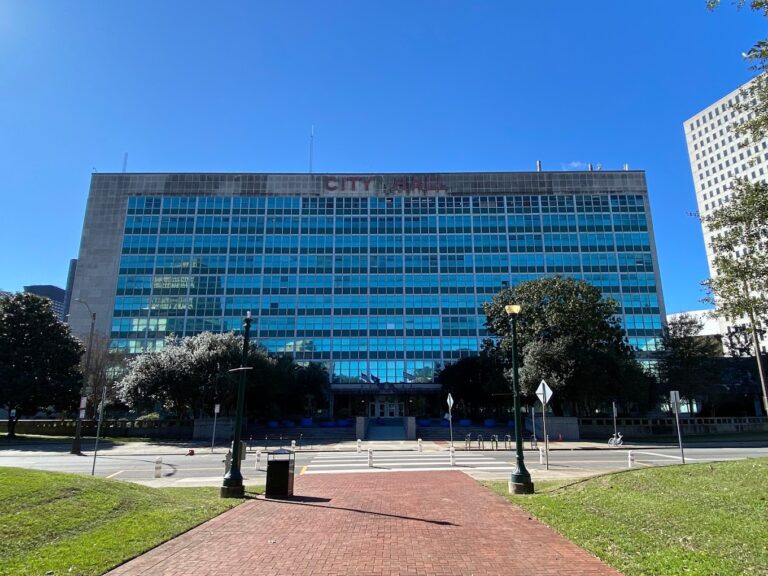 New Orleans Building Inspectors Awarded for Excellence in Permitting Delays