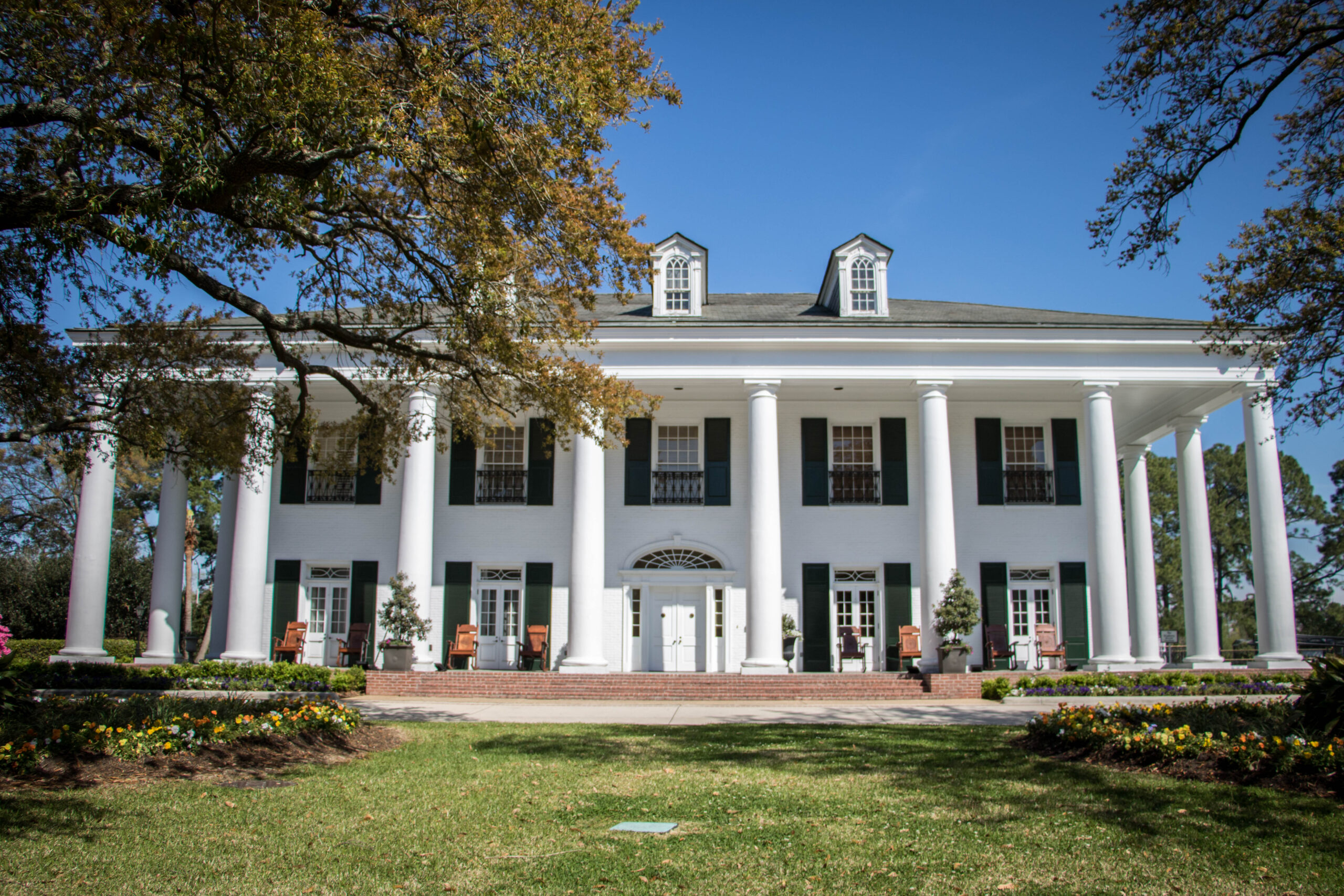 Louisiana Governor's Mansion Baton Rouge Relocating Insurance The Sadvocate